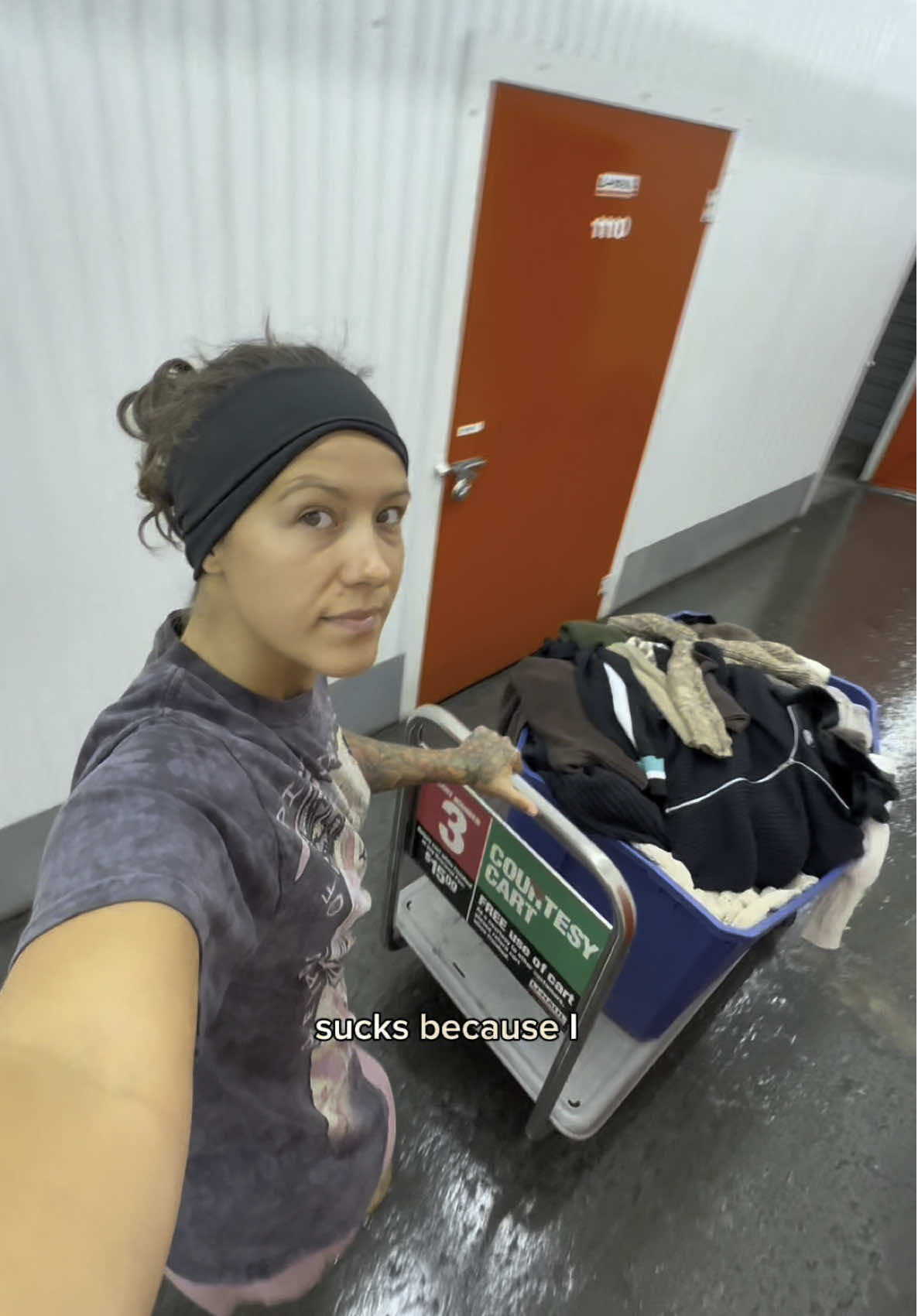 Ungraceful af #ditlvlog #workvlog 