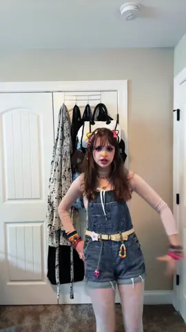 Dancy-dance #cosplay #cosplaytiktok #hellokitty #sanrio #hellokittysanrio #hellokittycosplay #sanriocosplay #hellokittysanriocosplay #fyp #foryou #viral #views #dance #tetoris #tetorisdance 