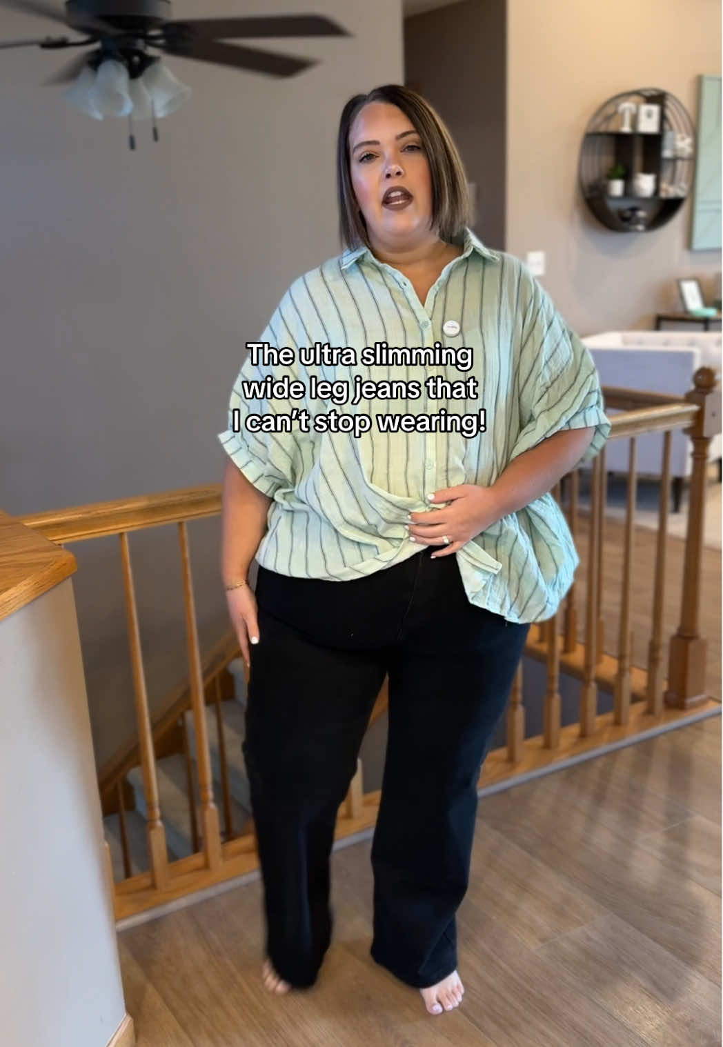 The viral wide leg jeans that give you great tummy control and are so flattering! These slimming wide leg jeans are so stretchy and comfortable! @Katch Me #katchme #katchmejeans #widelegjeans #tummycontroljeans #plussizestyle #plussizejeans #slimmingjeans 
