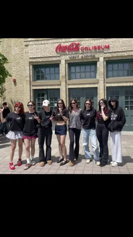 #biniph #fyp #bini #worldtour @MIKHA LIM. @Bini Aiah Arceta @G W E N @loiverever౨ৎ @Sheena Catacutan @JHOANNA @C O L E T :):) @STACEY @BINI PH 