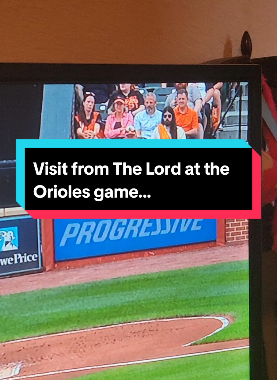 Special guest star for the @Baltimore Orioles ? #baseball #bawlmer #MLB #orioles #whiteboard #9Innings #CamdenYards #jesus 