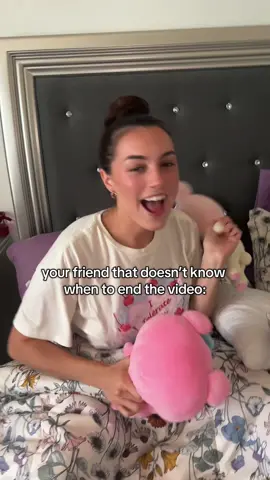 It’s giving grandma 😂😂 @Isabella 