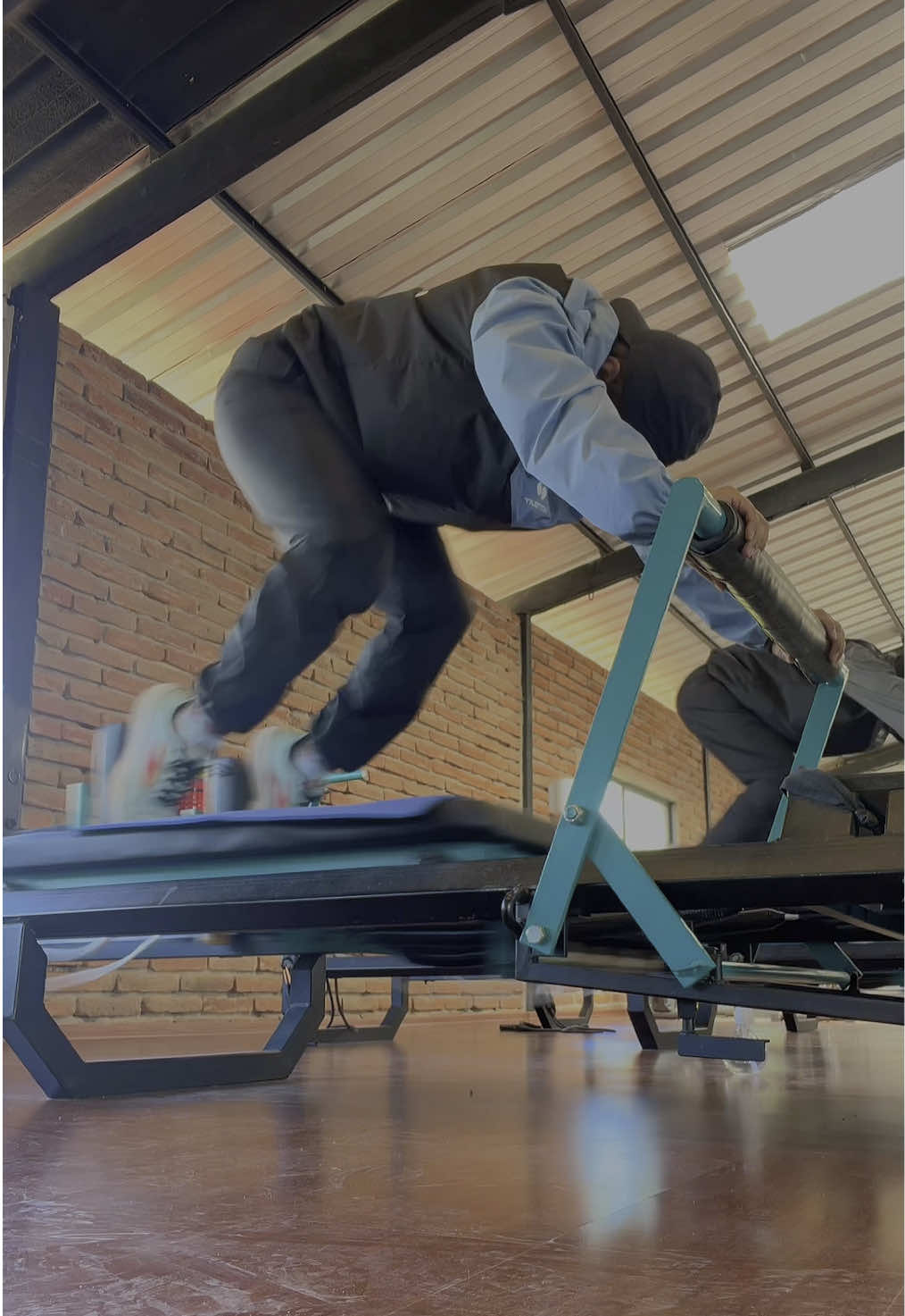 Pilates 💪🏻🥵🙌 #Viral #parati #mylife #aesthetic #styletips #cumbaya #quito #healthy #pilates #fitflex 