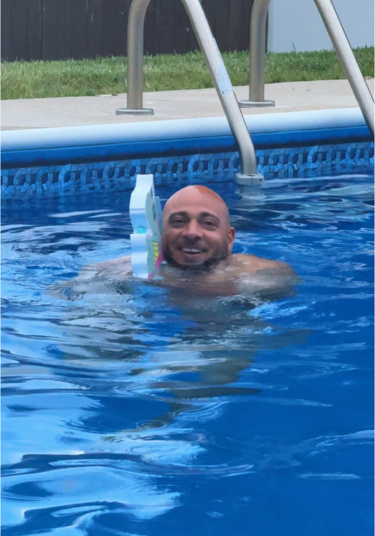 Mr gru in full effect😂 #dad #comedy #hilarious #bigkid #kidatheart #swimming #mrgru #fyp @🩵The Puig Family🩵 