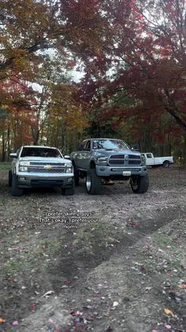 #thatwidehemi #viral #roughcountrylifts #fyp #dodge #roughcountry #24x14wides #2footas #2footas #westmichigancustoms 