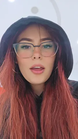 aprovechando q claro se demora en atender 2 horas 