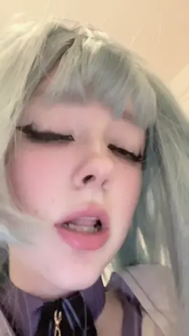 fun fact when the song started singing 