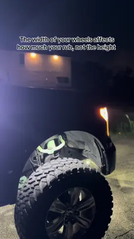 “I can’t put 26s cuz I’ll rub” #enlowoutdoors #grappaholics🌾 #bubbatruck #southernlumen 