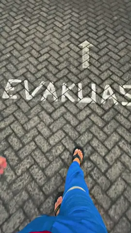 Ngimpi iku gratis, sing mahal proses 🙋‍♂️#skidtanklpg #awakmobiltangki #blitar24jam 