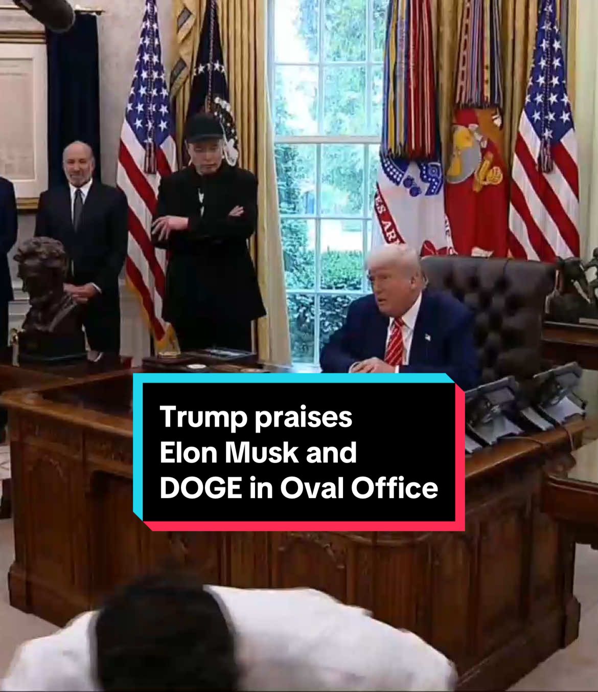 President Trump gifted Elon Musk a gold key inside the Oval Office on Friday, praising him on his last day as the head of DOGE, the Department of Government Efficiency. The billionaire helped cut jobs across 25 federal agencies.  #doge #trump #elonmusk #politics #news 