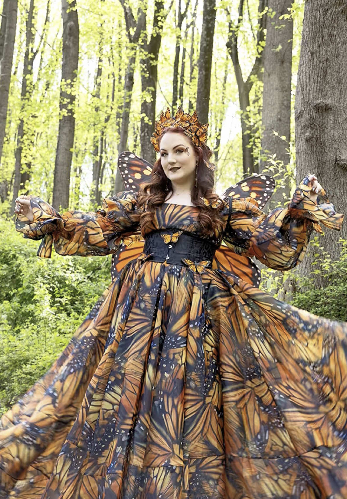 @CarolynLeonard.photos , @AsItSeams and I were fighting for our LIVES against those little buggers. Can you see them swarming in front of the phone lens?? The images turned out PERFECT though, so it was worth it!!!! @Kingdom of LoudStone @Selkie #fantasyball #fantasyballgown #fantasygown #crownedcrew 