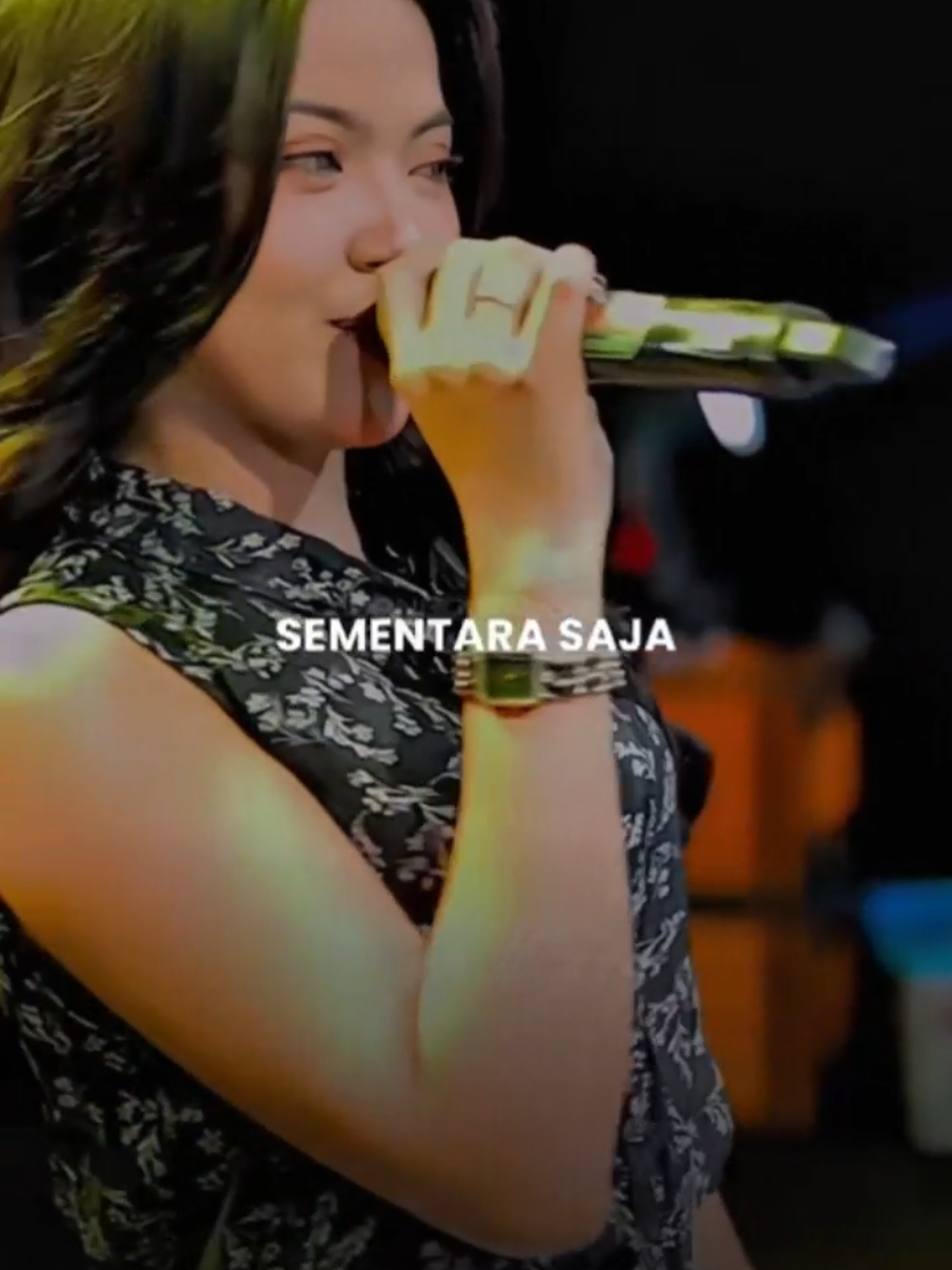 berhentilah berharap#CapCut #storywa #storytime #story #estory_1005 #sadsong #sadstory #sadvibes #sad 