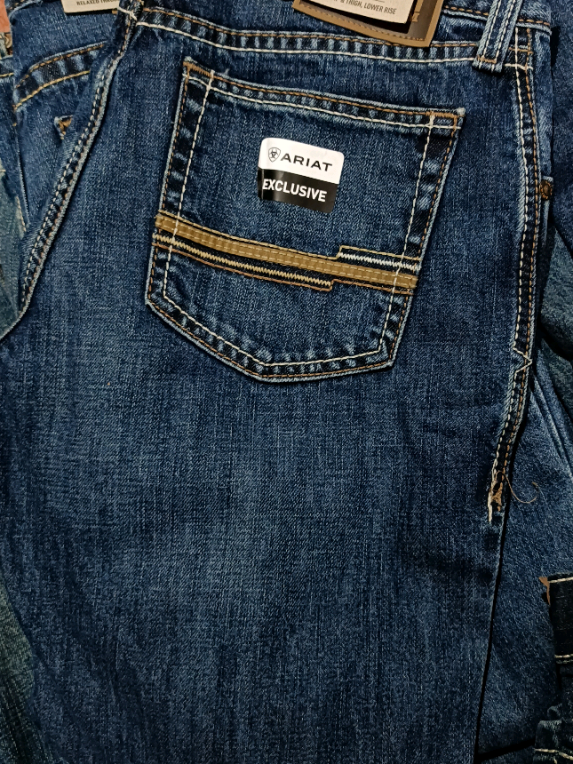 #creatorsearchinsights #ARIAT #MAYOREO #cowboy #pantalones #starch #outfitvaquero #coahuila #estilocowboy #wear #western #estilowestern #charreada #fyp #jaripeo #jeans 