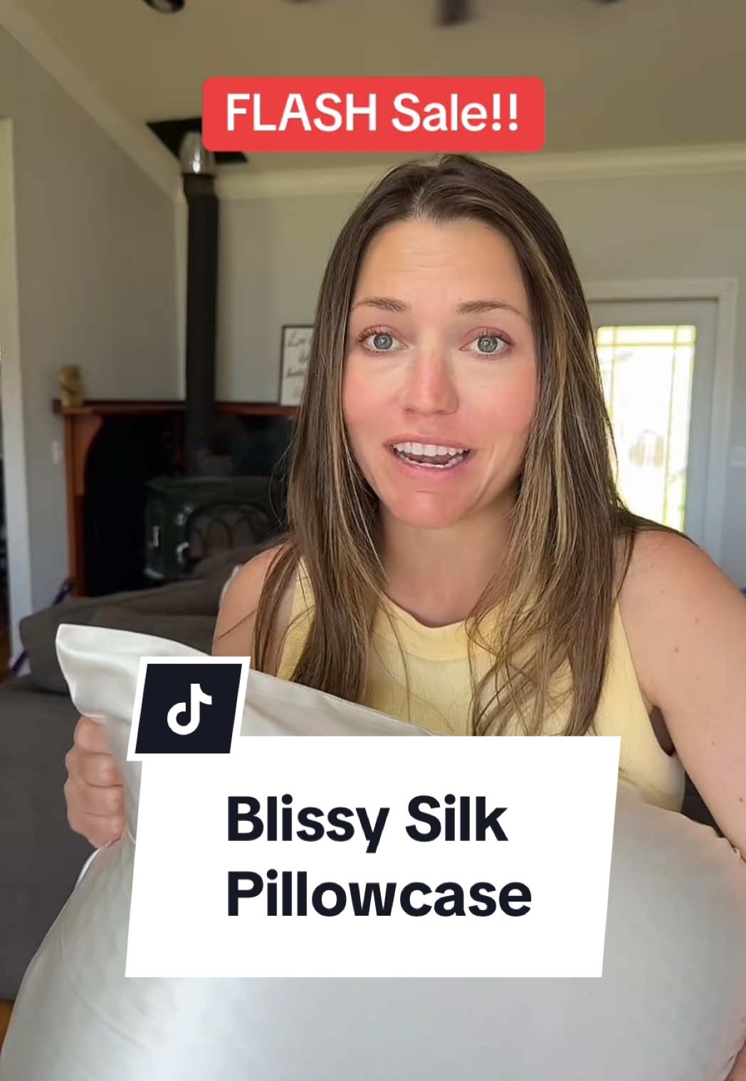 Change how you sleep with the @Blissy Brand silk pillow case! Snag yours while they are on flash sale! #blissybrand #blissypillowcase #silkpillowcase #silk #silky #ttshop #tiktokshopaffiliate #tiktokmademebuyit 