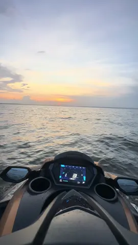 ☀️☀️#jetski #summervibes #supercharger #yamaha #floridacheck #2025 #WeekendVibes #