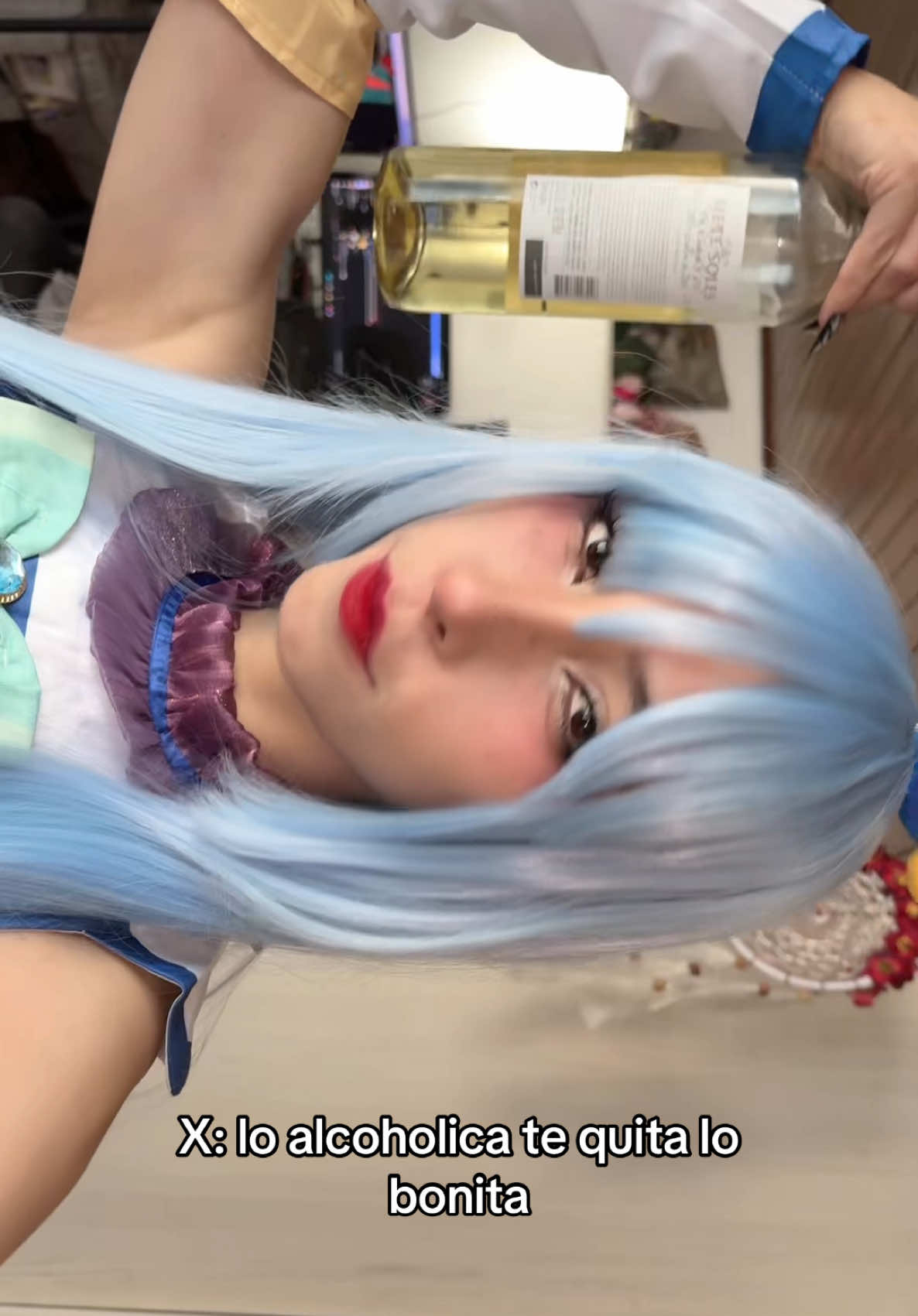 Tenia este borrador hace rato pero igual me representa :v (como aqua obvio es solo por el cosplay)  Los quiero  #cosplay #streamer #emetsuki #konosuba 