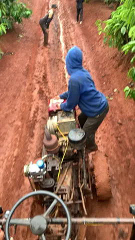 Đắk lắk mùa này kiểu 😂#xecongnong #47daklak #xuhuong 