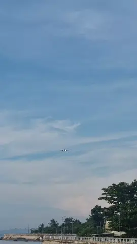 Cebu Pacific A320 landing at Runway 36  #aviation  #tacloban  #philippines 