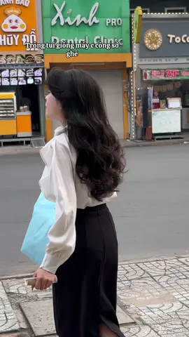 #xhuong #xh #tiktok #vayxinh #thoitrang #homnaymacgi #thoitrangcongso #viral #trending #homnaymacgi #trend #LearnOnTikTok #phoido #xhtiktok #style #quanao #fashion #outfit #fyp #foryou #thoitrangtiktok 