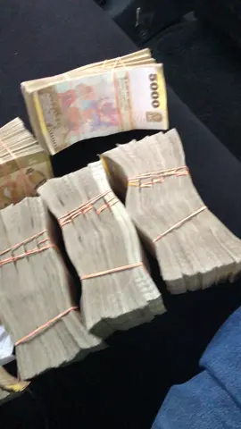 #money #dammika #dammikaperera #moneyheist #10billion #moneysavingtips #moneytips #moneychallenge #moneybouquet #giveaway #giveawaysrilanka🇱🇰 