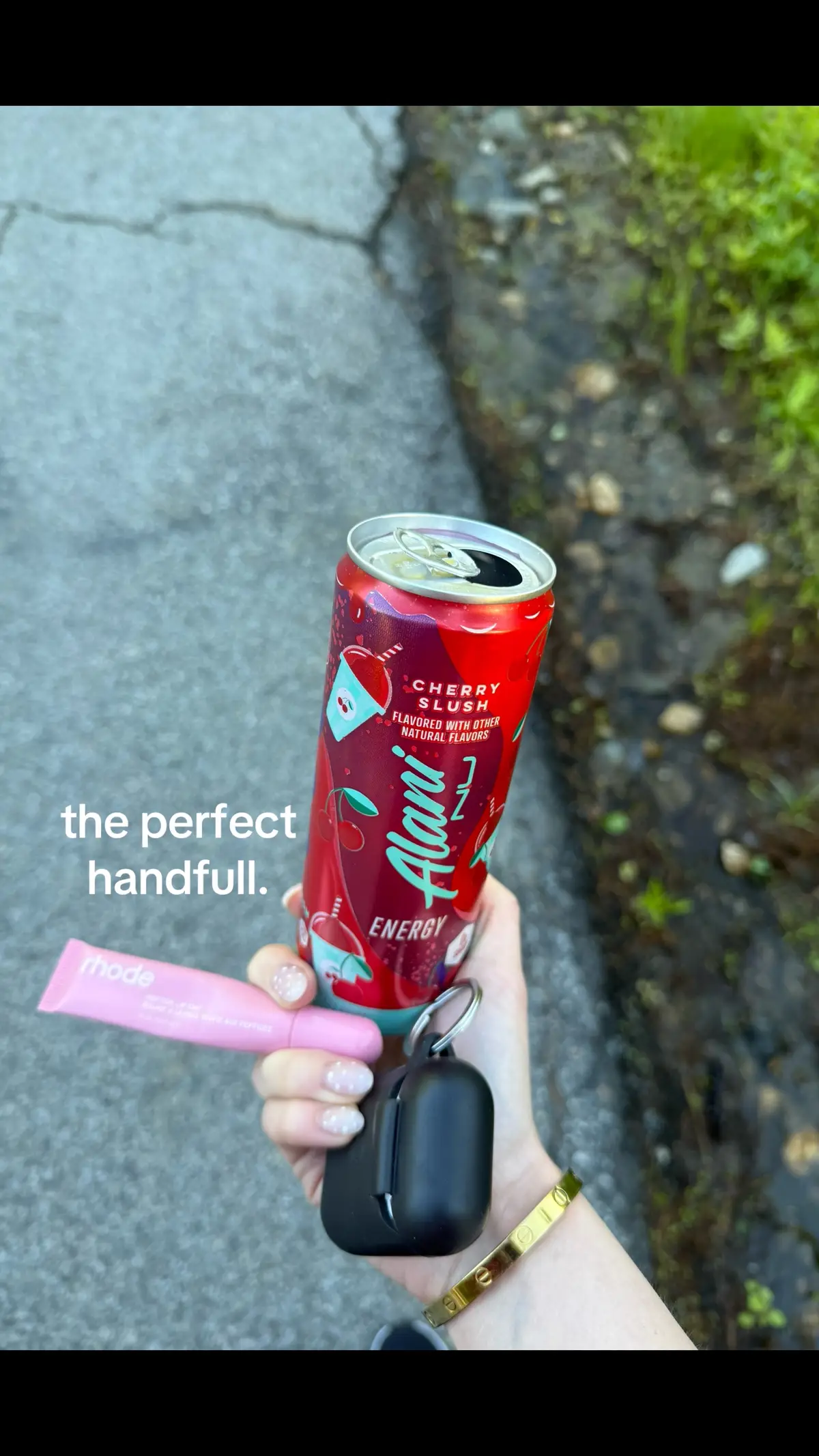 no one can tell me I’m wrong @rhode skin @Alani Nutrition @apple #handful #perfection #relatable #fyp #foryou #trendy 