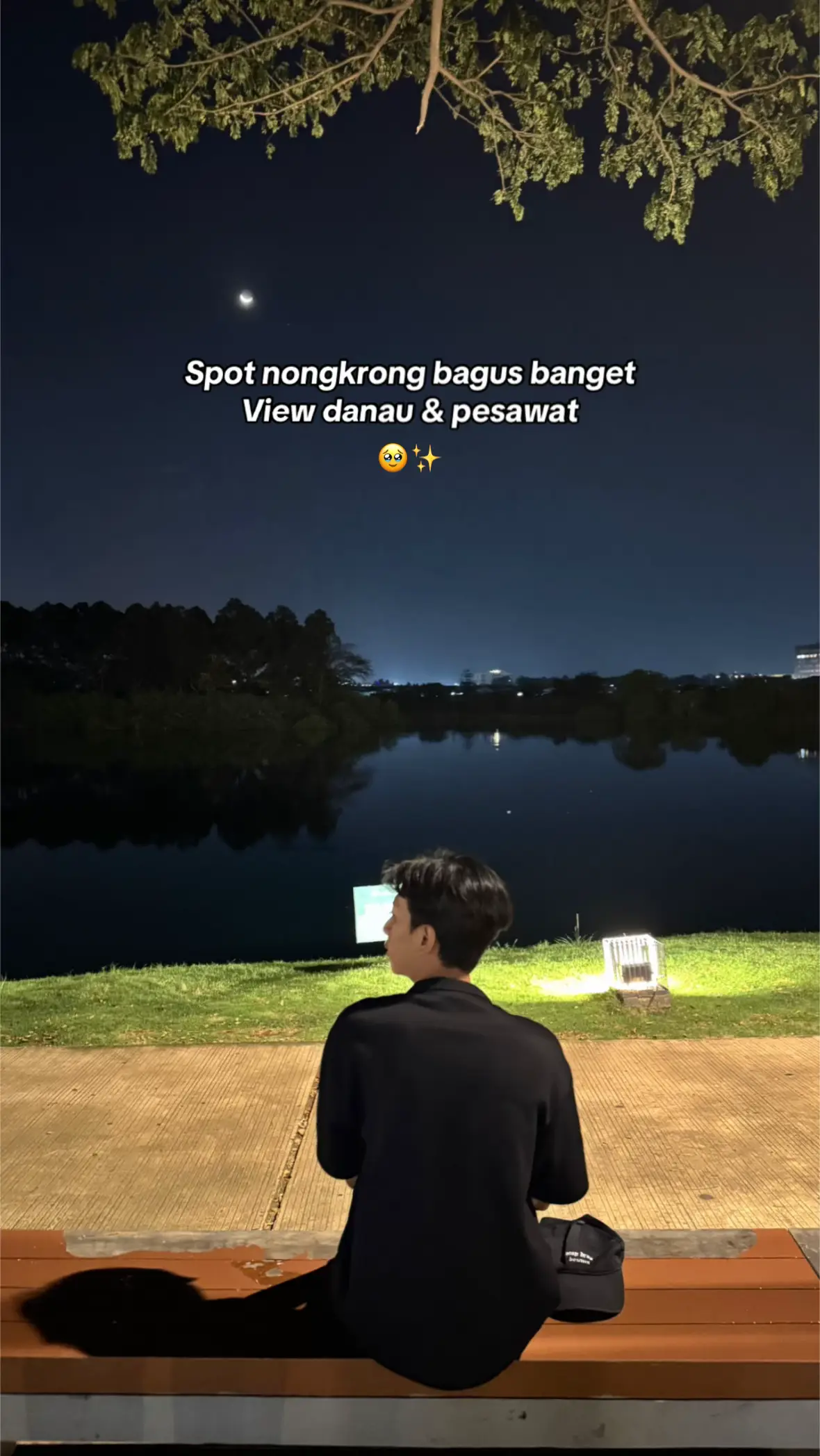 Kalian harus kesini tempatnya lebih nyaman dan indah secara langsung, dari sore ya guys kalau mau kesini.  #sunsetavenuecitra8 #citra8 #spotnongkrong #kopinakocitra8 #visitplaceidn #visitplacerandom 