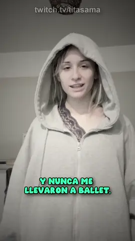 Estoy haciendo Muay Thai • twitch.tv/titasama • #titasama #titabruh #twitch #humor #muaythai #lucha #anecdota #ballet #chunli #streetfighters #chunlistreetfighter