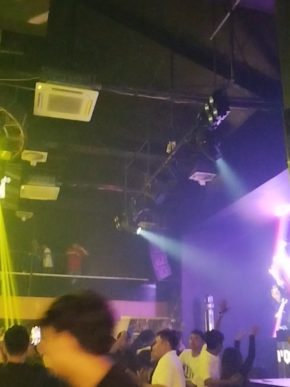 💃🔥 #prank  #storywa  #vidioviral  #mentahanvideo  #bojonegoro  #nonashania  #dqueenhallbojonegoro 