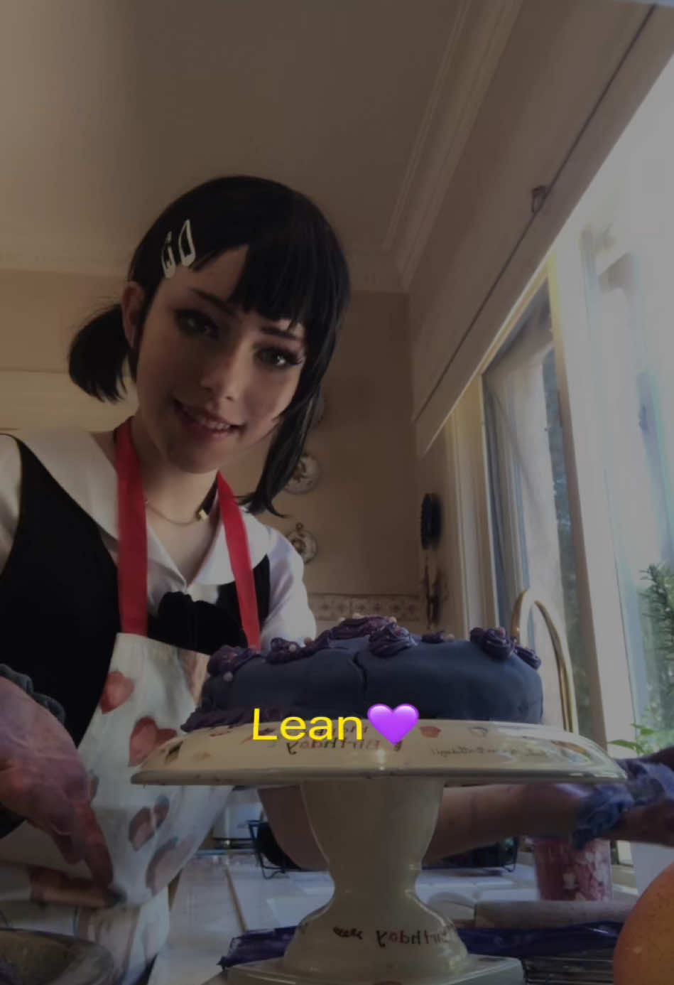 Kobeni bakes a cake #fyp #viral #tiktok #cosplay #trend #trending #fypツ #canthinky #baking #cooking #kobeni 