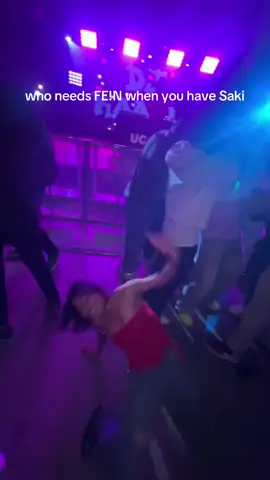 @Danya <3 legally required to hit the floor #fypシ゚ #browntok #sakisaki 