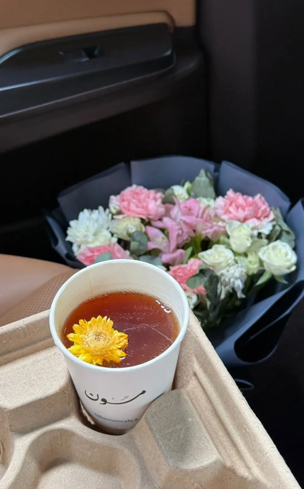 #مون_كافيه #ورد #كركديه #الذّ_كركديه #الكامل_و_الوافي #الشرقيه #كوفي #كوفي_الوافي #mon_cafe #moncafe #oman