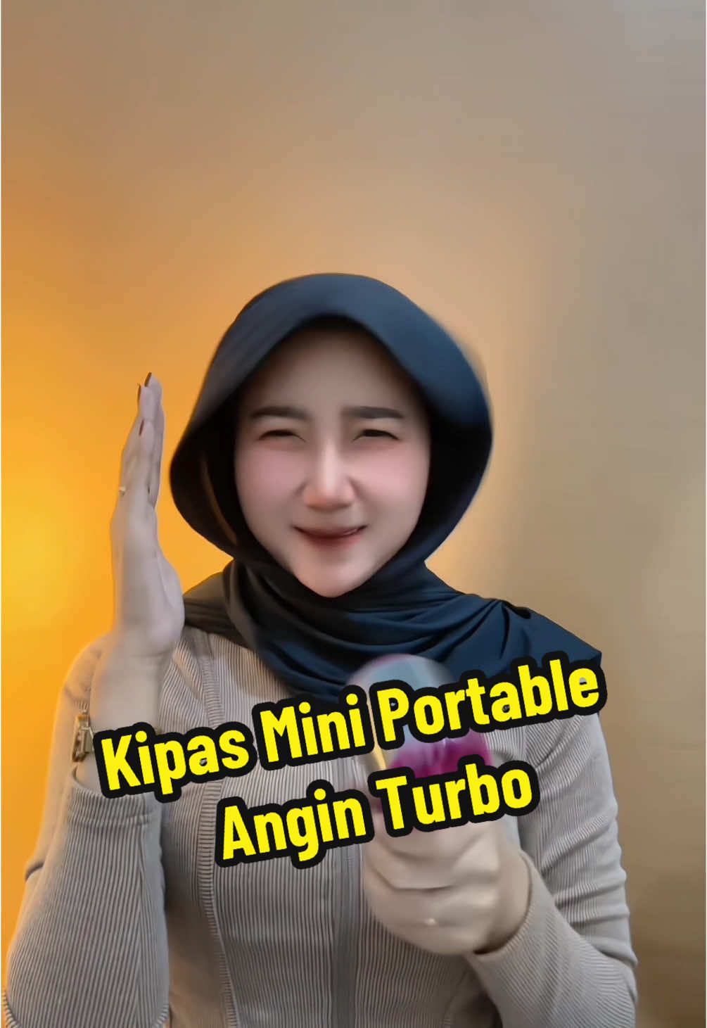 Kipas minj portable angin turbo 😭😍 #kipasmini #kipasminiportable #kipasanginportable #mixio 