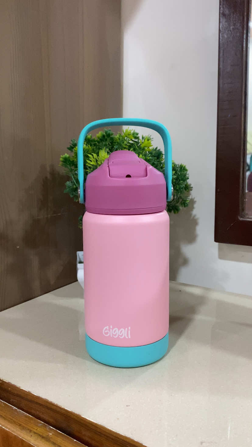 Finally found the best tumbler for my kids #gigglitumbler #tumblerforkids 