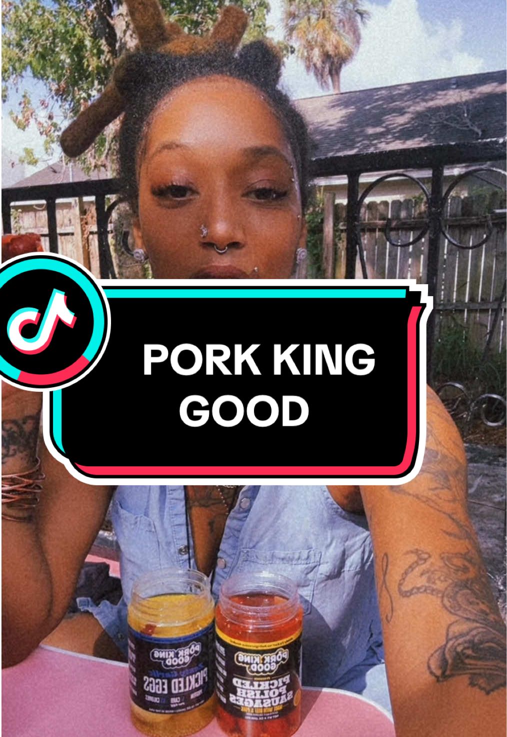 My favorite flavors zesty garlic and the regular polish sausage omg talking about packed with flavor so addictive #porkkinggood @Pork King Good 