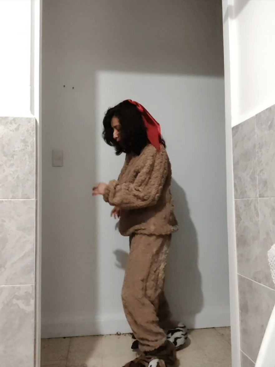Bailecito después de live y a mimir Ya larguence a dormir!!!