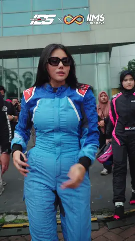 Kita lagi ada di Surabaya nih.. Siapa yang mau ketemu sama kakak kakak drifter nih? 😁 #indonesiandriftseries #ids #ids2025 #j99xar #womensdriftchallenge #wdc #drift #drifting #indonesia #drifttournament #IIMS #IIMSSeries #IIMS2025 #MotorShow