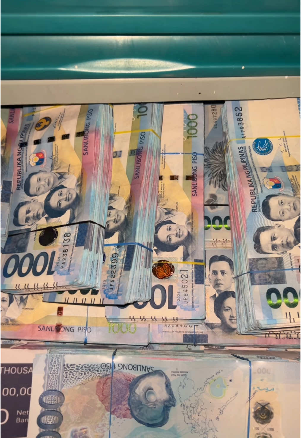 karanasan.. #hardworkpaysoff #hustlers #fyp #money 