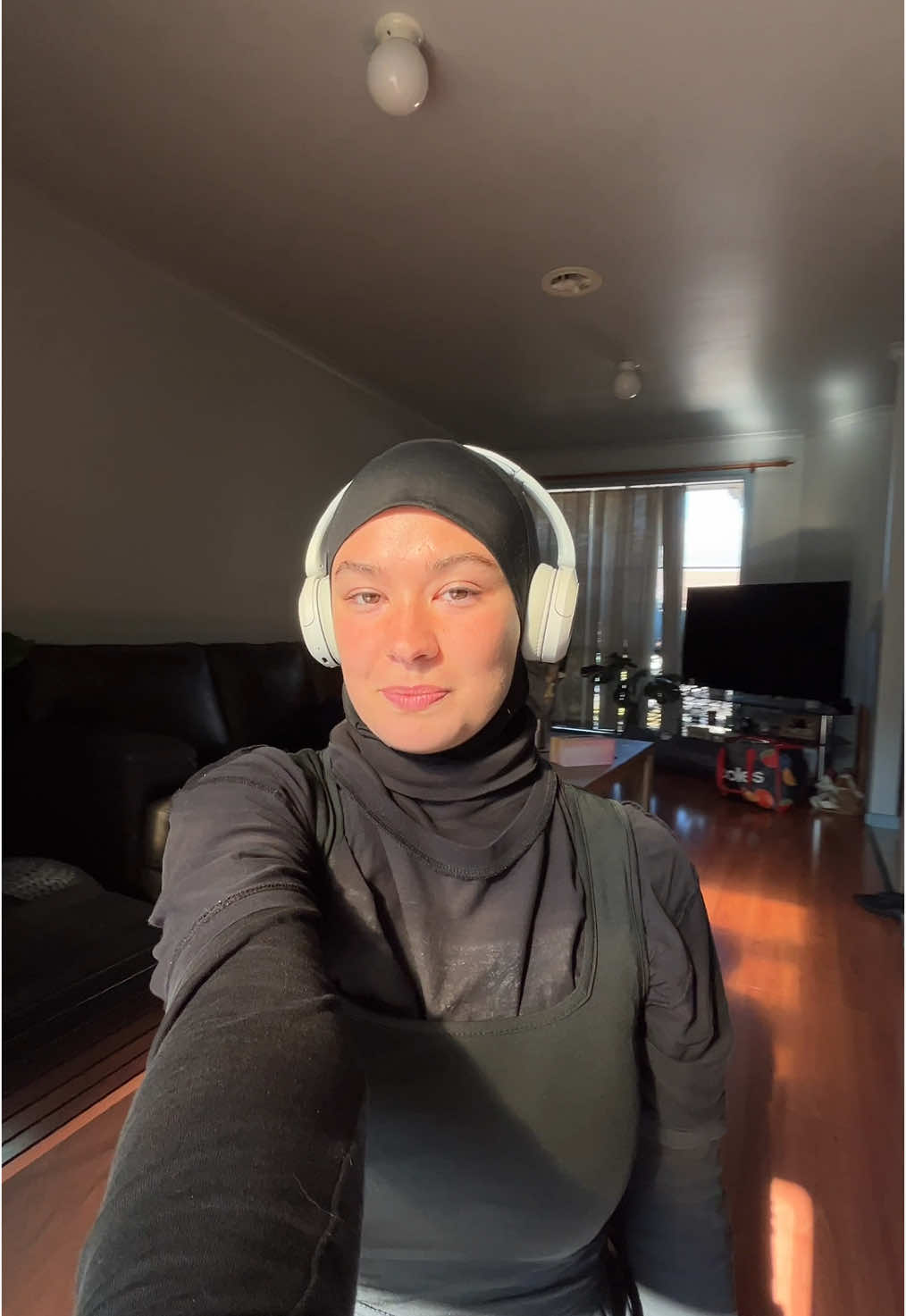 running with my girls ✨ #westside 