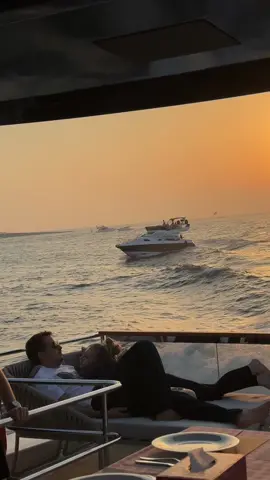 Slow Dubai evenings #dubai #boatday 