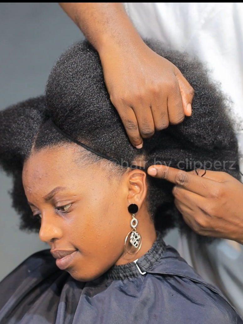 Natural Hairstyling@hairbyclipperz #naturalhairstyles #hairbyclipperz #mauricedacrochetmaster #hairbyclipperzschoolofbeauty #naturalhair #mauricedacrochetmasterclass #mauricedacrochetmasteronhair #mauricedacrochetmastertips