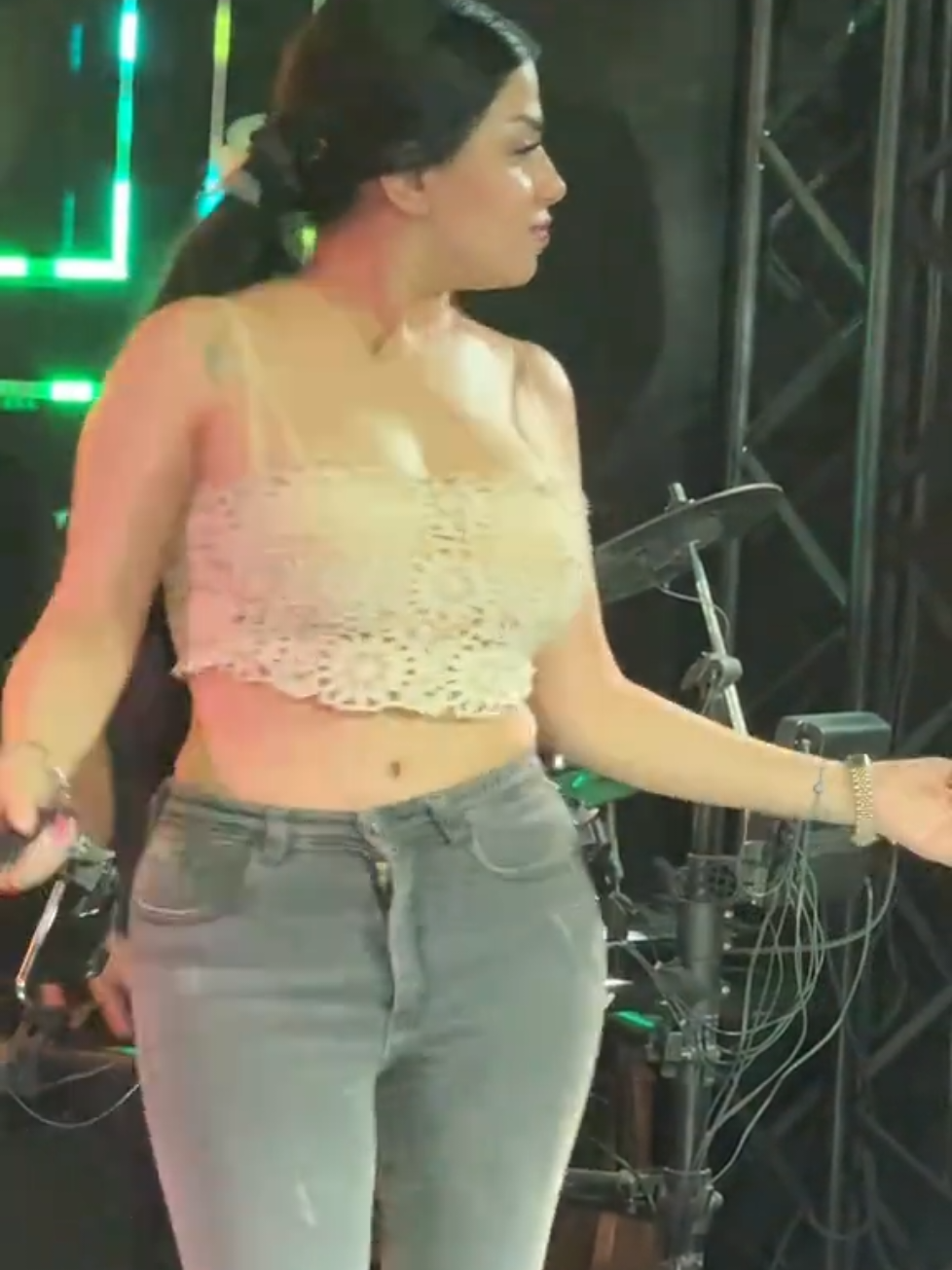 #مبين_سوري_من_عيونك💃😂  #بشار_العزاوي #اغاني_عربيه  #مشاهير_التيك_توك #ترند_جديد  #مشاهير_العرب #الجديد_شديد  #اقتباسات_جميله #اقتباسات_حب #مصميم_فيديوهات🎶🎤🎬  #سوري#البنان #دبي_الامارات  #تركيا_اسطنبول_العراق_سوريا_مصر   #مجرد________ذووووووق🎶🎵 #اكسبورررر #الايككك #متابعه❤️ #شعب_الصيني_ماله_حل😂😂😂😂🤦 