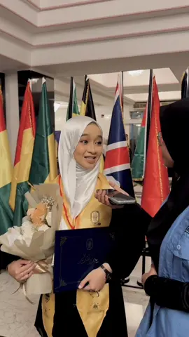 “highly educated women aren’t to compete with men, but to build the next generation.”🌷 #alazharuniversity #azharuniversity #cairo #egypt #masisir #masisirwati #fyp #fypシ #CapCut 