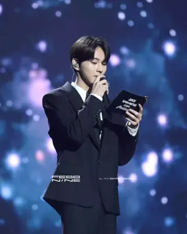 jungwon mc in weverse con #JUNGWON #ENHYPEN #fyp #4u #weversecon 