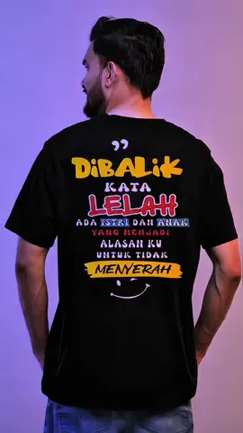 Capek itu pasti, tapi pulang disambut senyum istri & anak? Lunas semuanya. Kaos ini cocok banget buat pejuang nafkah yang nggak pernah ngeluh. Biar orang tahu, di balik lelahmu, ada cinta besar yang kamu perjuangkan. #KaosPejuang #AyahHebat #TikTokShop 