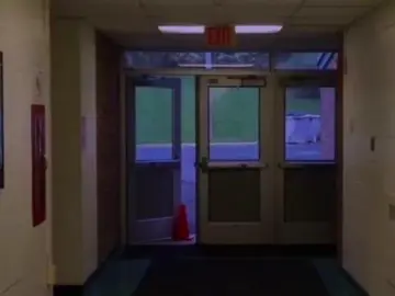 Credits to the owners of the photos ‼️‼️ #weirdcore #dreamcore #fypシ #backrooms #liminalspace #liminal #dream #feverdream #weirdcoreaesthetic #dreamcore👁️🌈🍄 