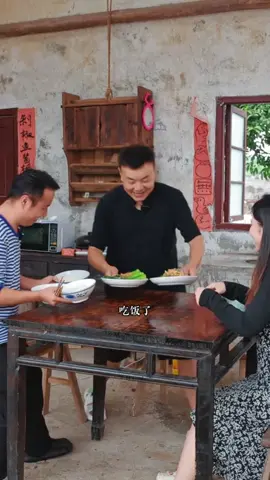 Cay kiểu Hồ Nam, giòn kiểu sườn sụn 🤩 Một miếng, cắn tan̉, “phê” đến từng tế bào! Bạn đã thử chưa? 👀👇 #CayĐếnTêLưỡi #ẨmThựcTiktok #đặcsảnTrungQuốc #tiktokfood #ănlàghiền #amthuctrunghoa #otchunghonam 