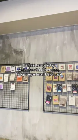 #foryou #fyp #tetapsemangat #tetaphidup #foryoupage #viralvideo #sad #fyppppppppppppppppppppppp #fypシ゚ #foryoupageofficiall #berjuang 