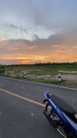 เป็นให้บ่ได๋ดอกคนดีของเธอ…เด้อจ้ะ #ทรงแว้น💯🚔 #คุณยูโร💸✅ #แซ่มแล่ม #มึงดูเป็นป่าว #ไม่กี่พัน #ミスターなき #