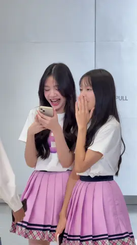 เอ็นดูน้องๆ BNK รุ่น 6 ยังเขินกล้องกันอยู่เลย 🤏🏻#grapevnk48 #mailbnk48  #48EXPO_TH #BNK48 #bnk486thgeneration 