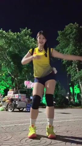 Mét72 mà như Mét8 =))) #anhtho #bongchuyen #chubby #xuhuong Anh Thơ no.07
